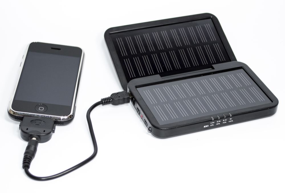 Автономное зарядное устройство. Hd80 АКБ на солнечной батарее. Солнечное зарядное устройство Delta Battery Tourist Light 6. Автономная зарядка для телефона. Зарядное устройство hd998aцена.